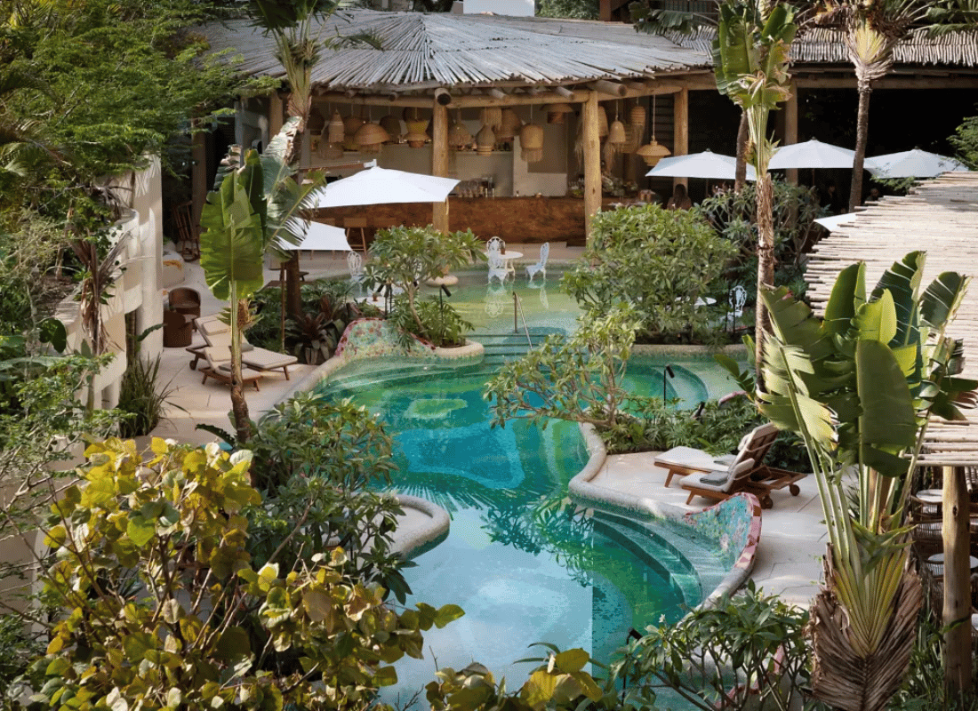 bespoke_wellness_retreats_B4ZJTqSs.png