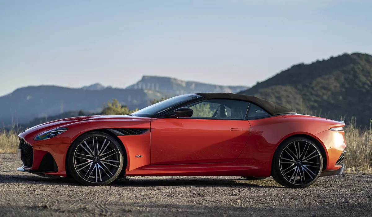 aston_martin_-_dbs_superleggera_volante_-_super_car_rentals_-_preowned_super_car_-_exclusive_concierge_club.webp
