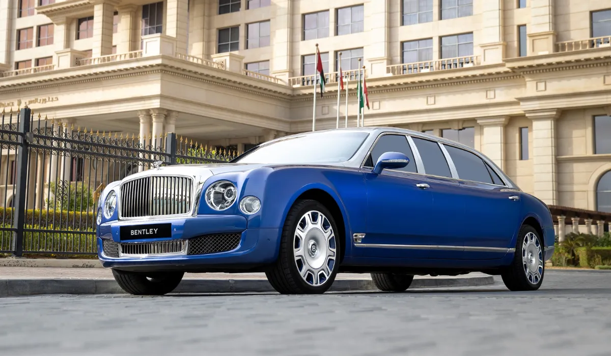 bentley_-_mulsanne_extended_wheelbase_-_luxury_car_rentals_-_preowned_luxury_car_-_exclusive_concierge_club.webp