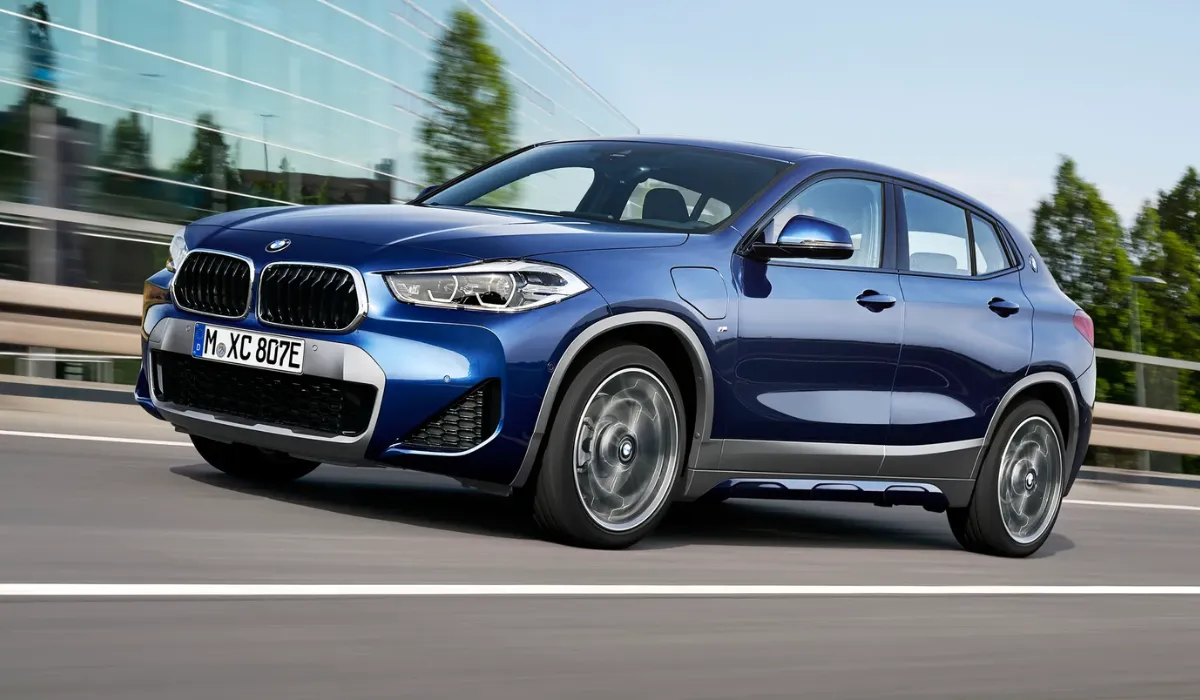 bmw_-_x2_sdrive28i_-_luxury_car_rentals_-_preowned_luxury_car_-_exclusive_concierge_club.webp