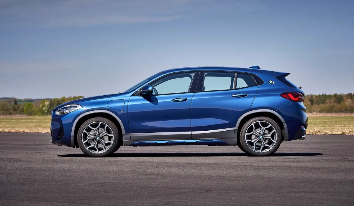 bmw_-_x2_sdrive28i_-_luxury_suv_car_rentals_-_preowned_suv_car_-_exclusive_concierge_club.webp