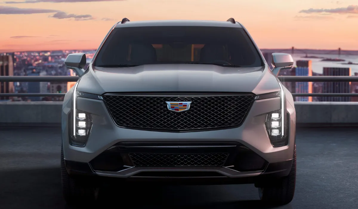 cadillac_-_xt4_sport_-_best_car_rentals_-_best_preowned_car_-_exclusive_concierge_club.webp