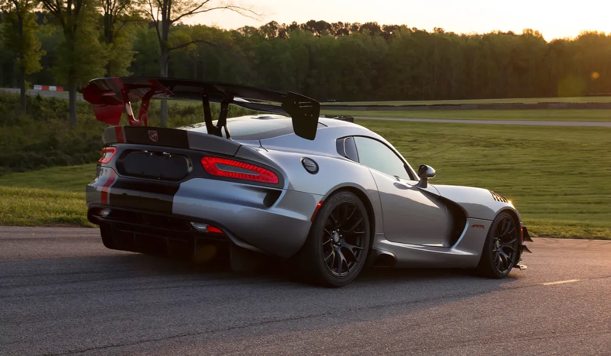 dodge_-_viper_acr_-_sports_car_rentals_-_preowned_sports_car_-_exclusive_concierge_club.webp