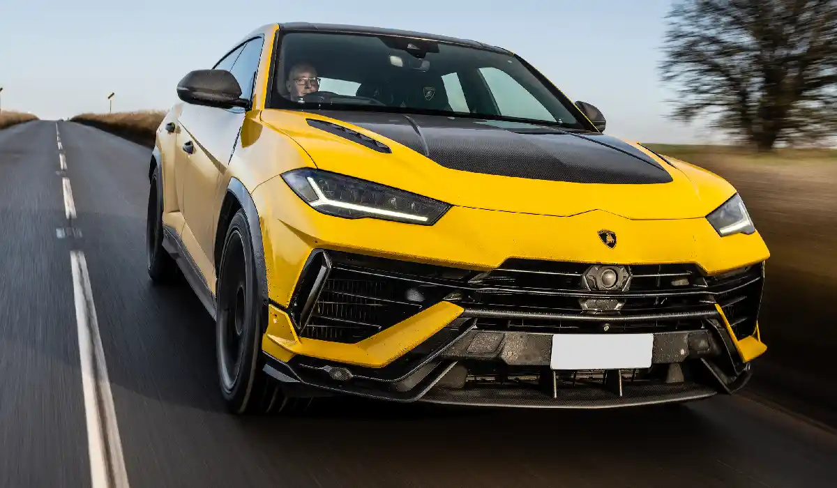 lamborghini_-_urus_performante_-_luxury_car_rentals_-_preowned_luxury_car_-_exclusive_concierge_club_dzsTRU0w.webp