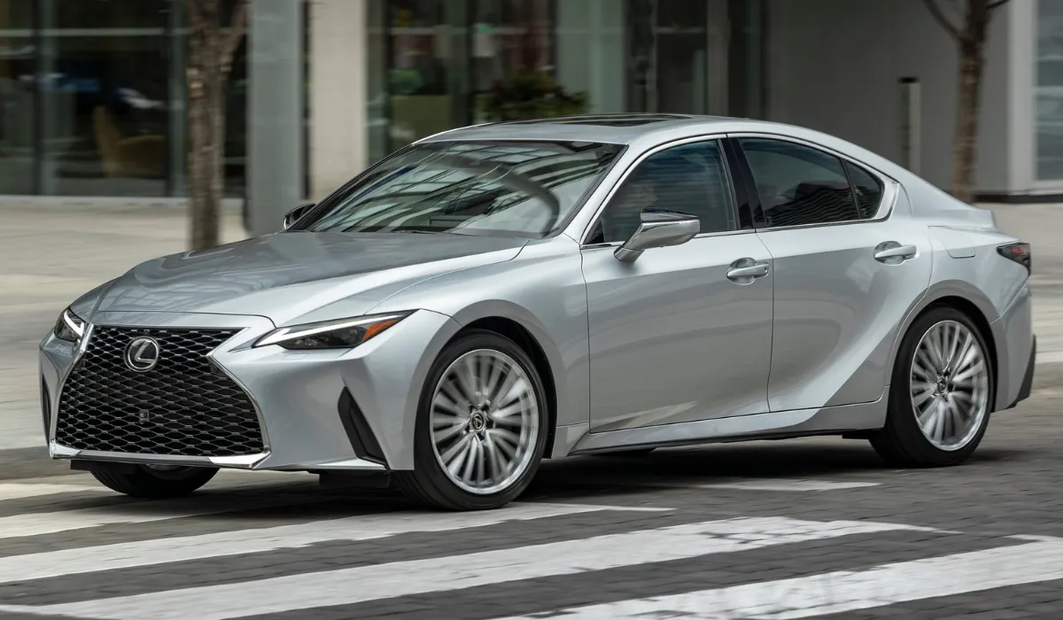 lexus_is_300_luxury_car_rentals_preowned_luxury_car_exclusive_concierge_club.webp