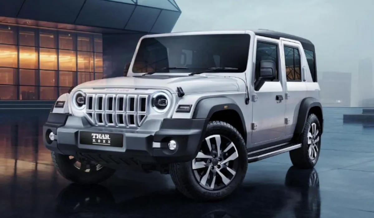 mahindra_thar_roxx_lx_4x4_mt_luxury_car_rentals_preowned_luxury_car_exclusive_concierge_club.webp