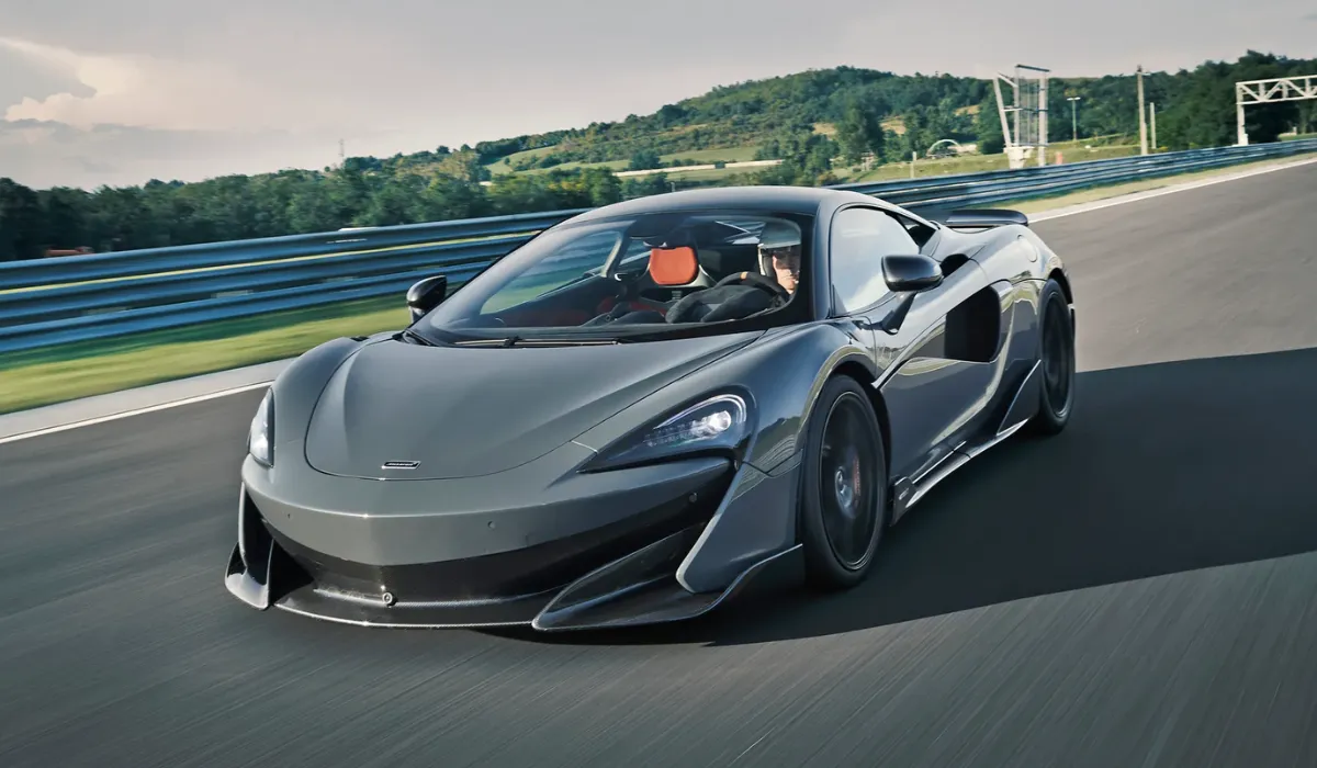 mclaren_600lt_coupe_luxury_car_rentals_preowned_luxury_car_exclusive_concierge_club.webp