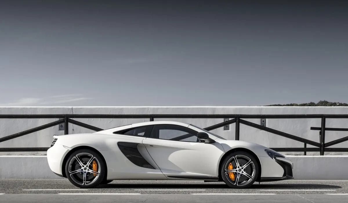 mclaren_650s_super_car_rentals_preowned_super_car_exclusive_concierge_club.webp