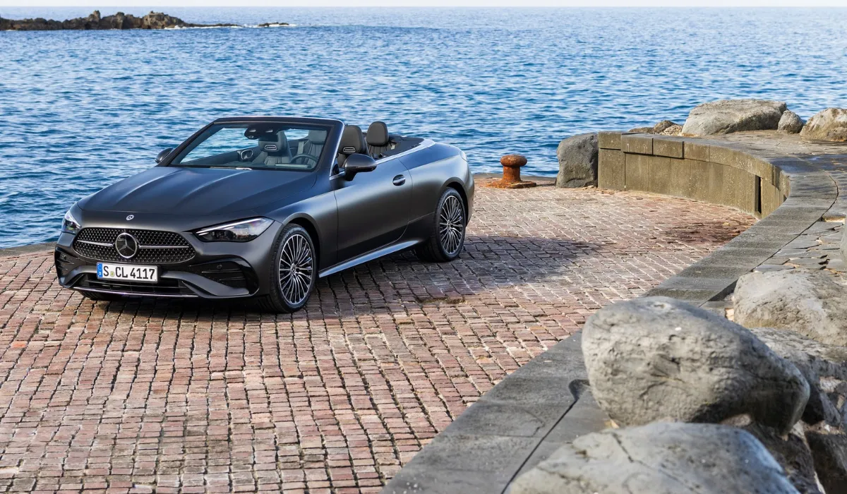 mercedes_benz_cle_cabriolet_cabriolet_car_rentals_preowned_cabriolet_car_exclusive_concierge_club.webp