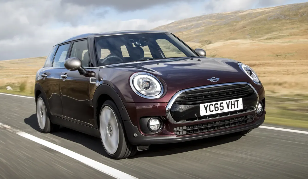 mini_clubman_cooper_s_luxury_car_rentals_preowned_luxury_car_exclusive_concierge_club.webp