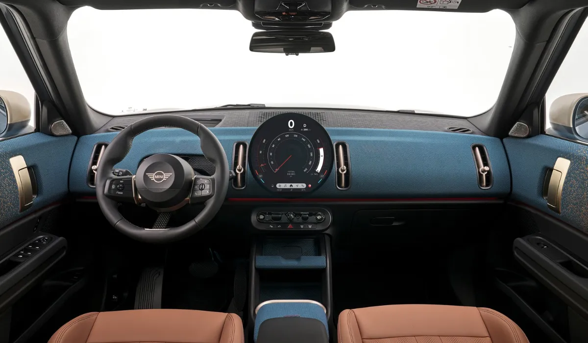 mini_countryman_cooper_se_electric_electric_suv_rentals_near_me_used_electric_suv_near_me_exclusive_concierge_club.webp