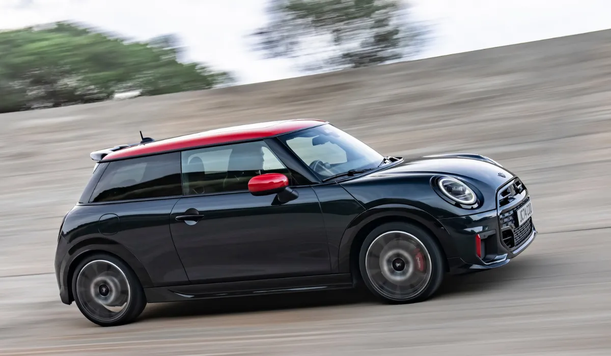 mini_john_cooper_works_best_hatchback_car_rentals_best_hatchback_preowned_car_exclusive_concierge_club.webp