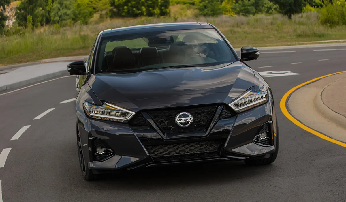 nissan_maxima_sr_luxury_car_rentals_preowned_luxury_car_exclusive_concierge_club.webp
